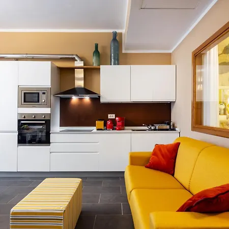 아파트 Sardegna E - Bapartments 올비아